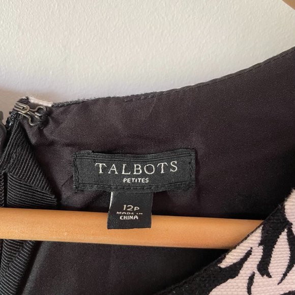 Talbots Black White Rose Floral Fit & Flare Dress Sz 12 P - Picture 7 of 8